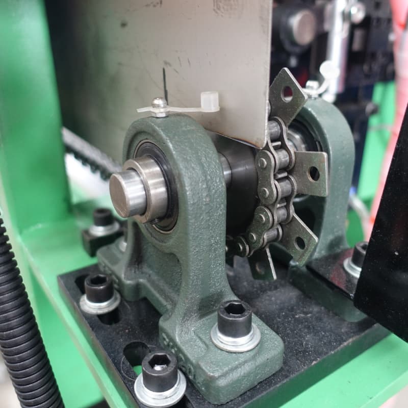 Máy kiểm tra và vận chuyển tự động thu hẹp ống sau Sản phẩm bị lỗi thông minh Thiết bị phân loại tự động cho ống sưởi